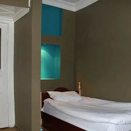 Mansion By Cheers Hotel