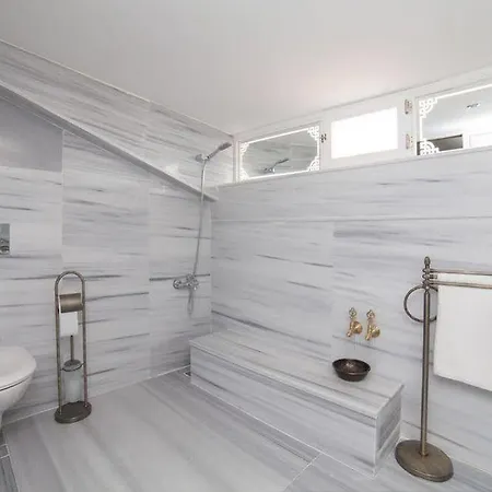 Mansion By Cheers Hotel Estambul