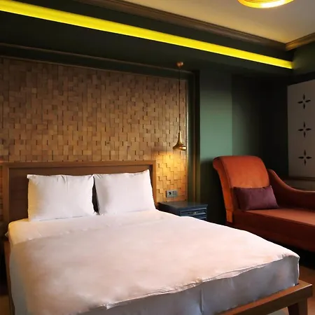 Mansion By Cheers 4*