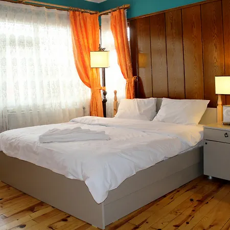 Mansion By Cheers Otel 4*